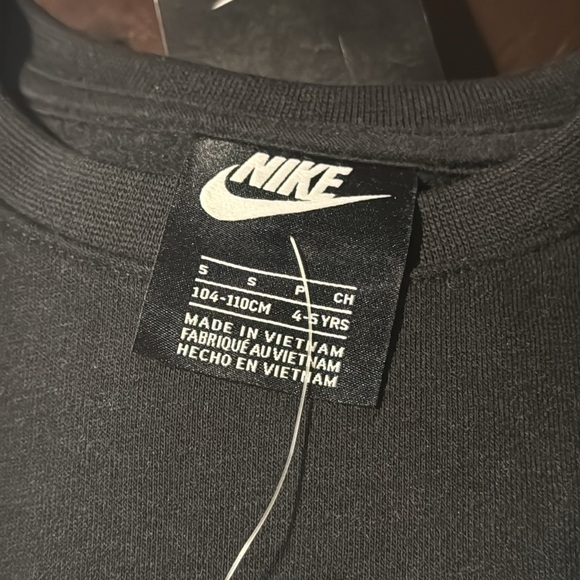 Nike Kids Black and White Logo Sweatshirts size 5 - Picture 10 of 12